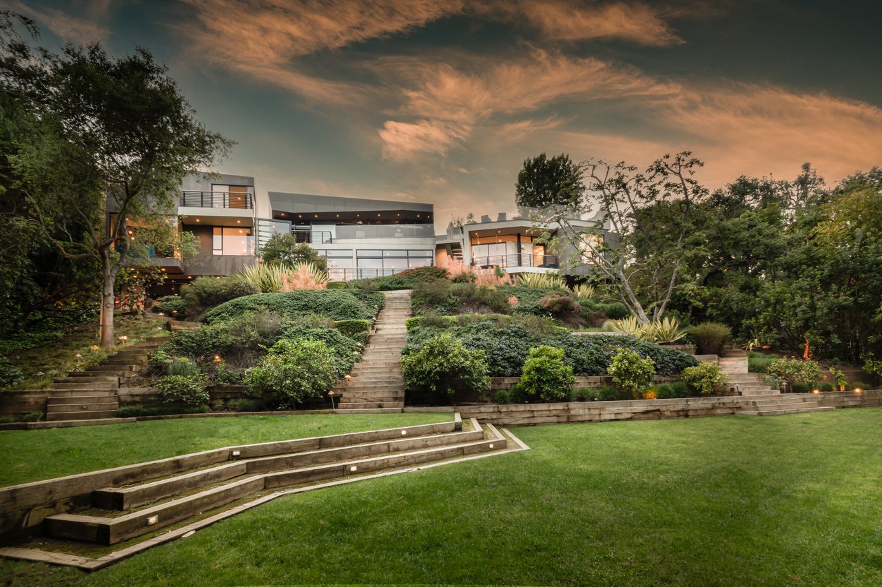 314 N Barrington Ave, Brentwood