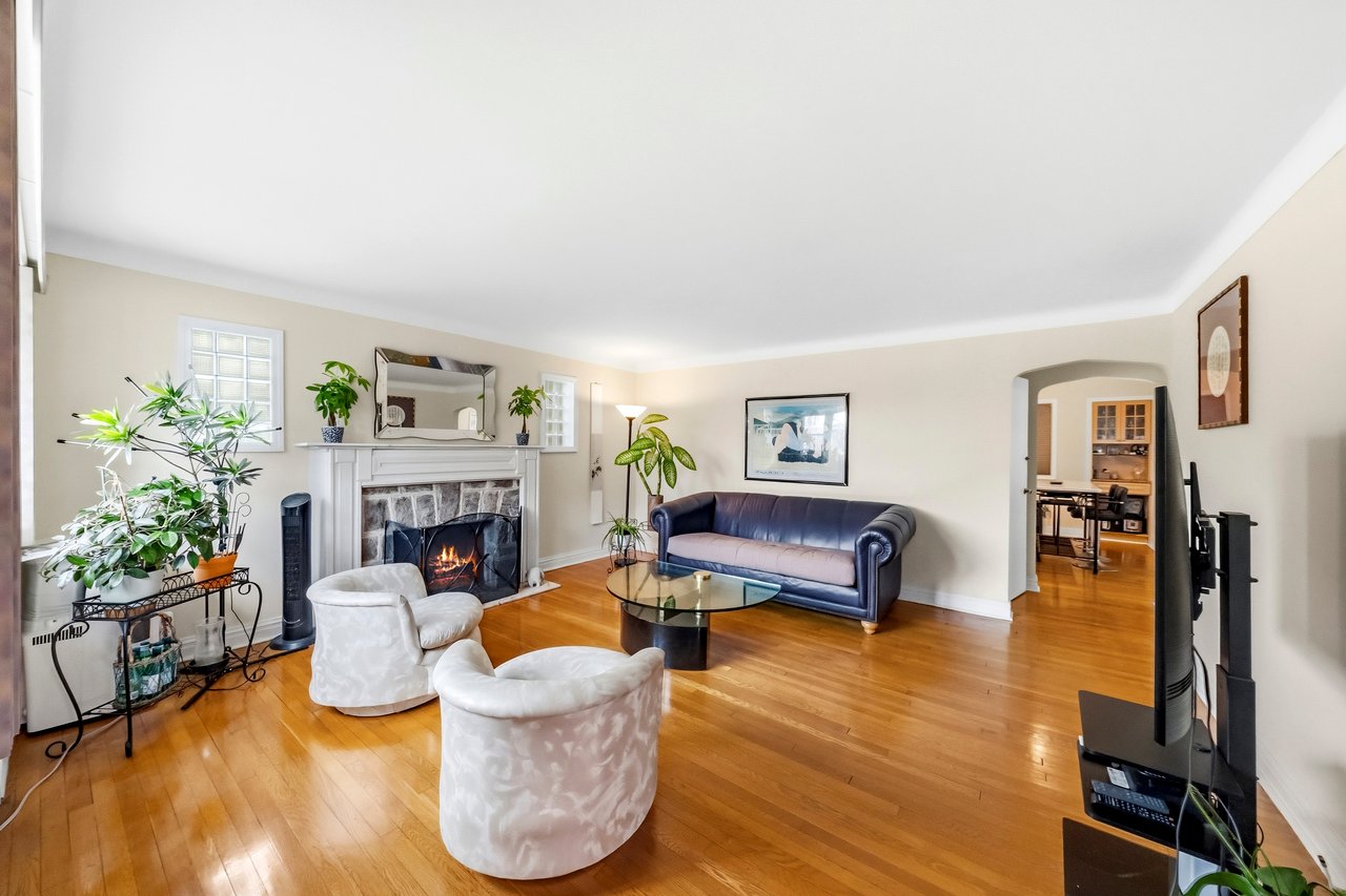 1028 Harvard Place, Fort Lee, NJ 07024