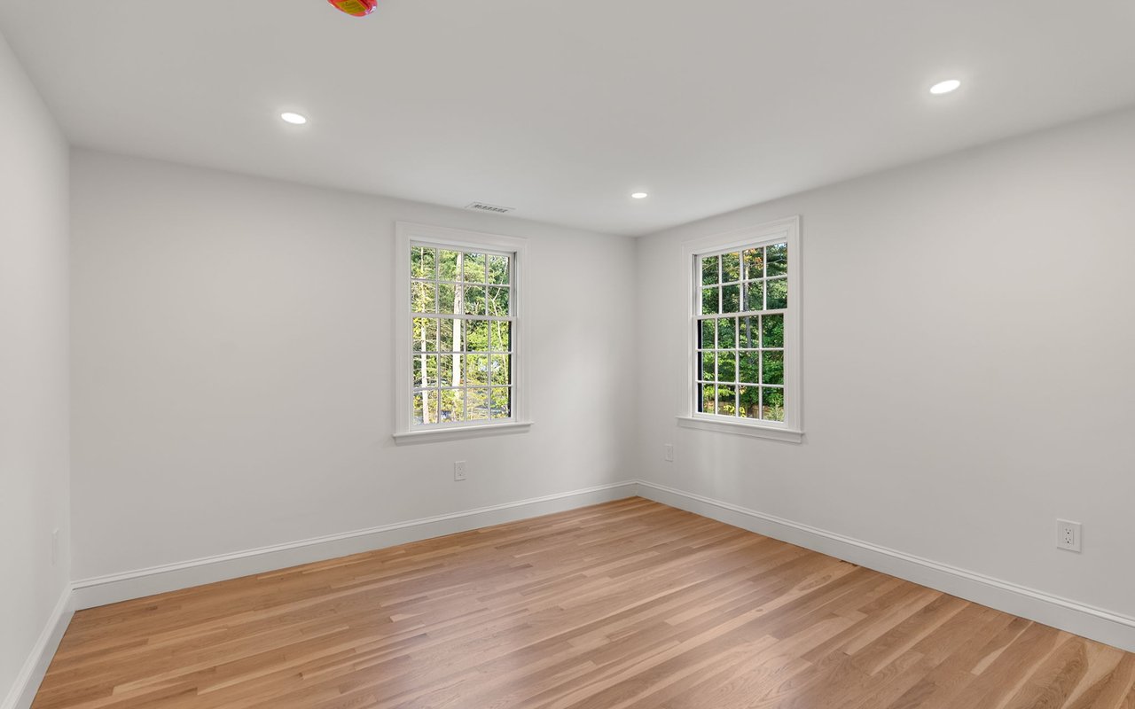 95 Sylvan Lane Weston, MA 02493