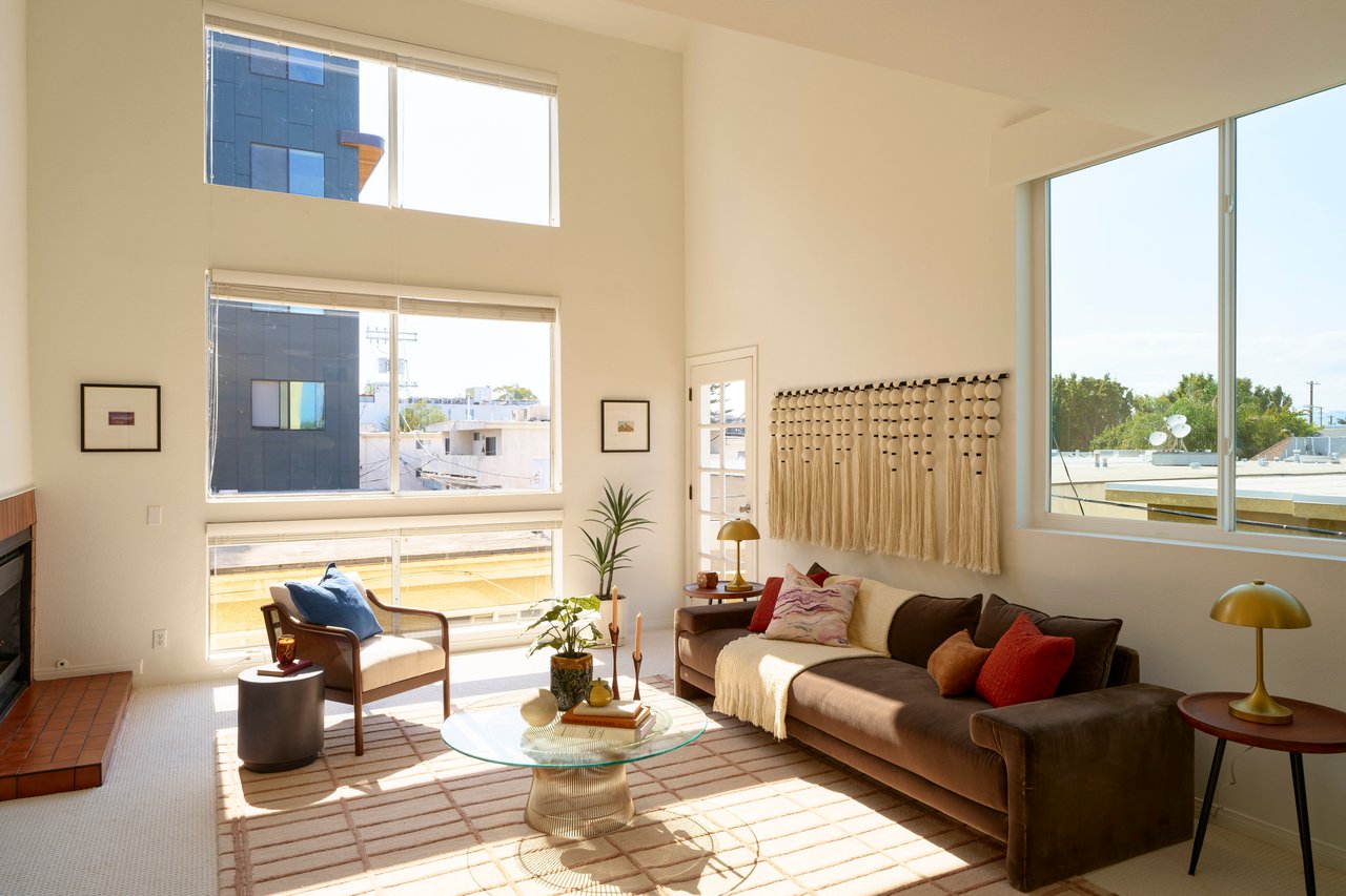 Rare Tri-Level Mar Vista Townhouse 