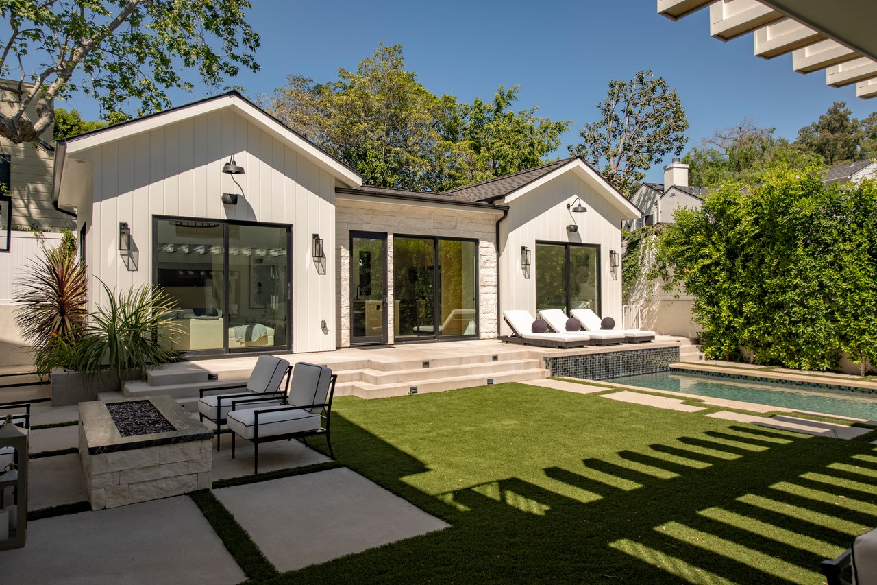 196 S Greenfield Ave, Westwood