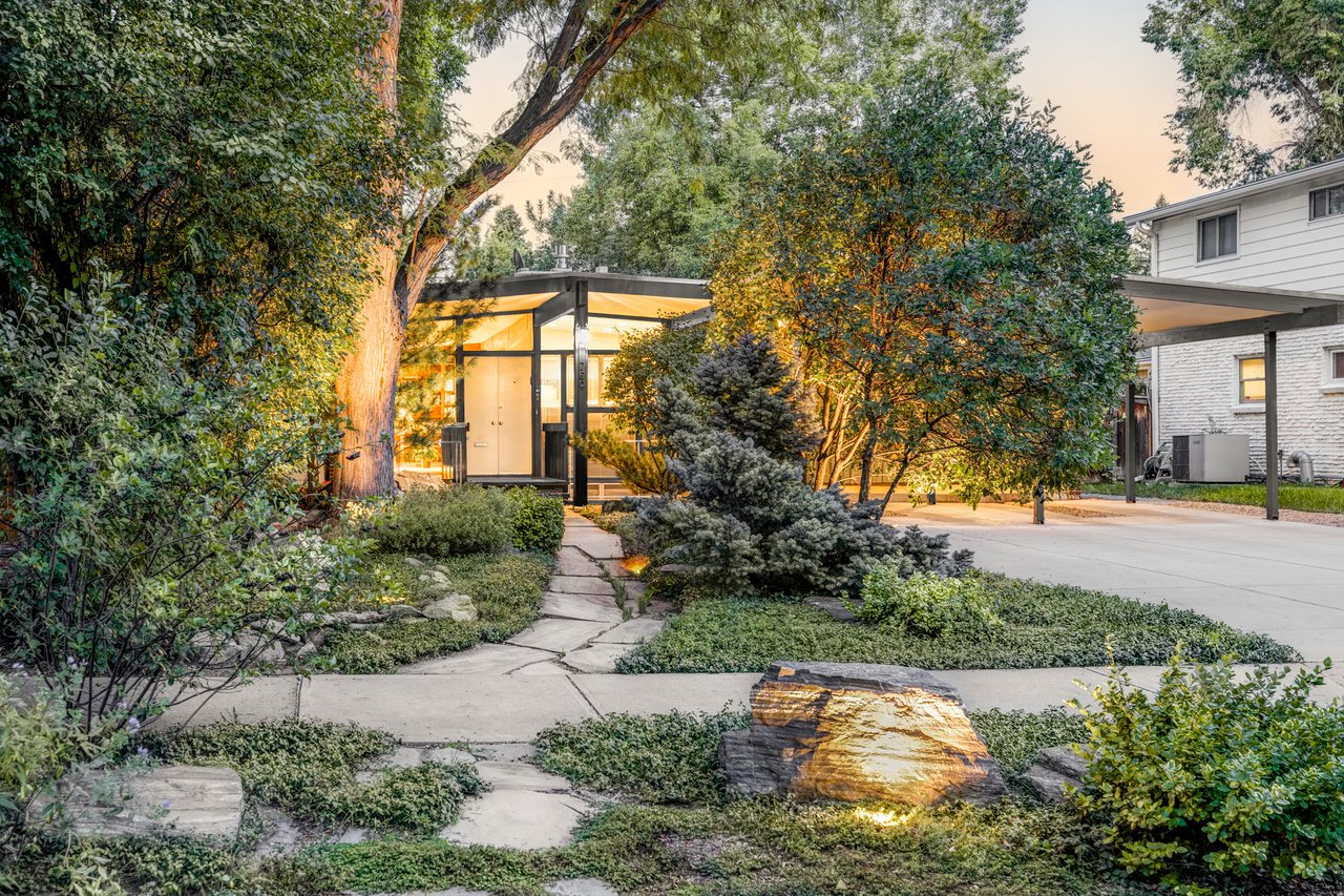 The Lipstein House