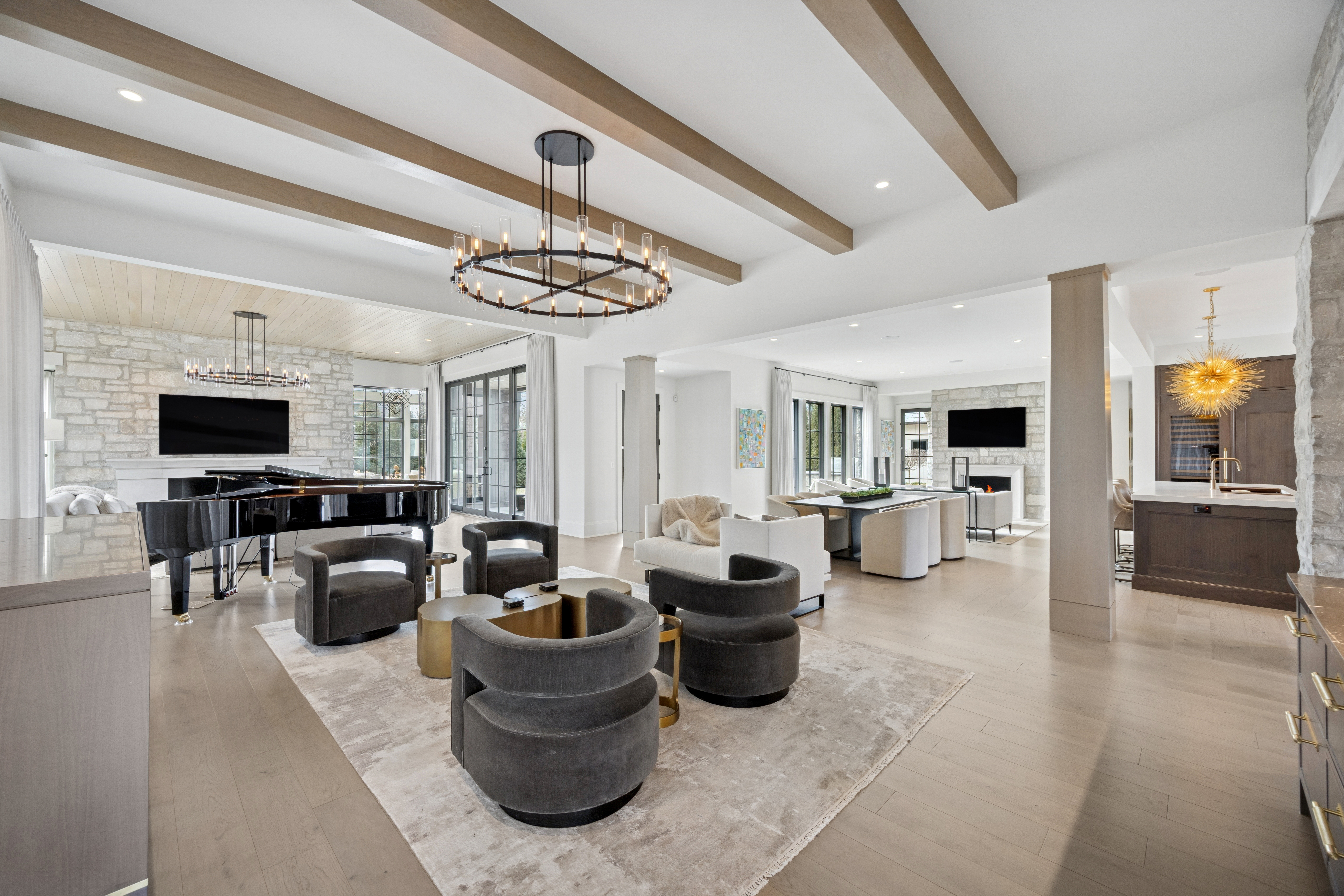 244 E 1st, Hinsdale
