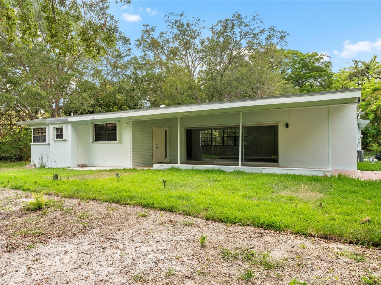 Prime Pinecrest Property Successfully Sold