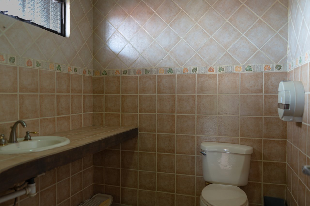 Ready for operations | Office building in downtown San Isidro