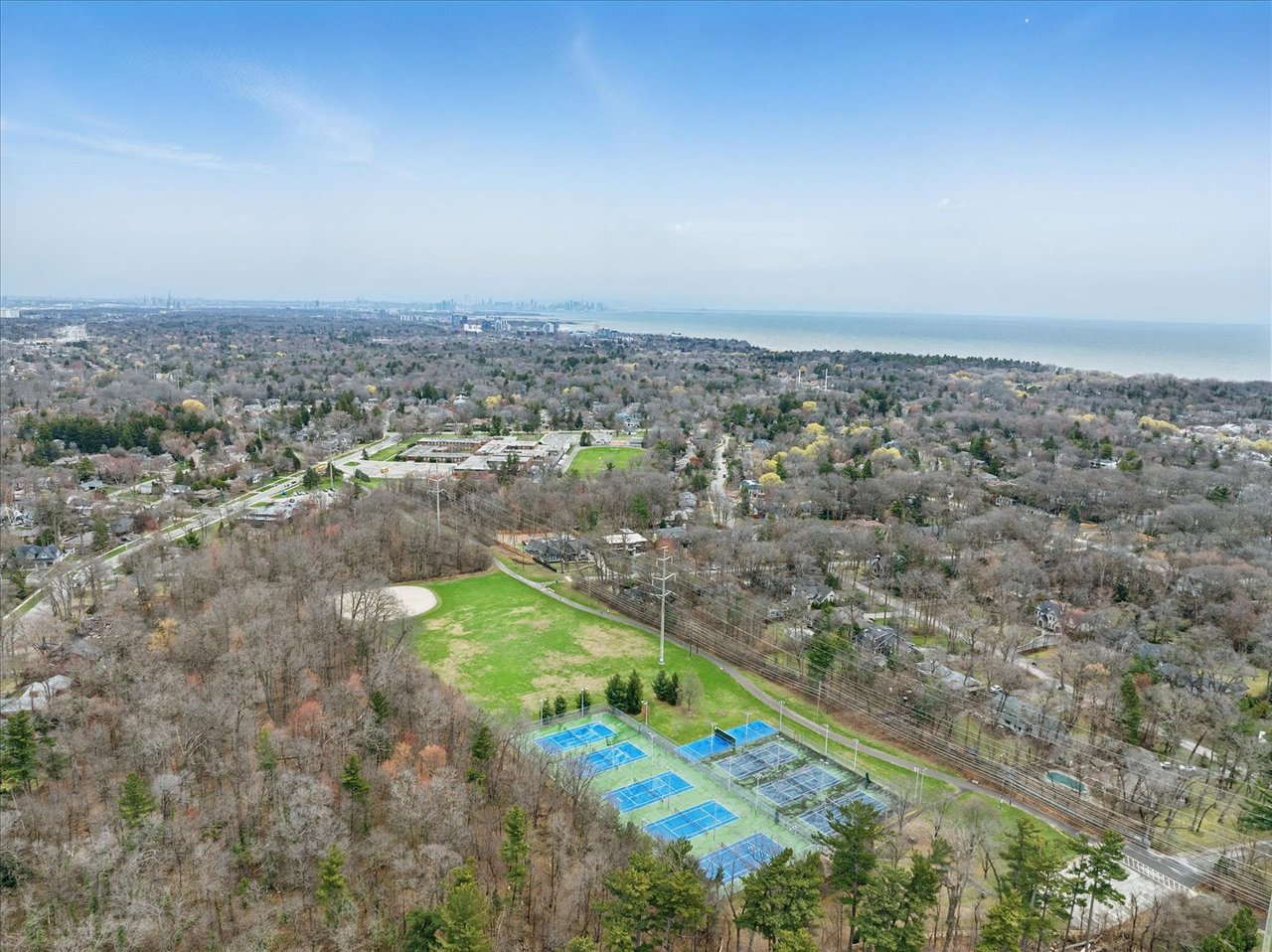 1443 Birchwood Dr