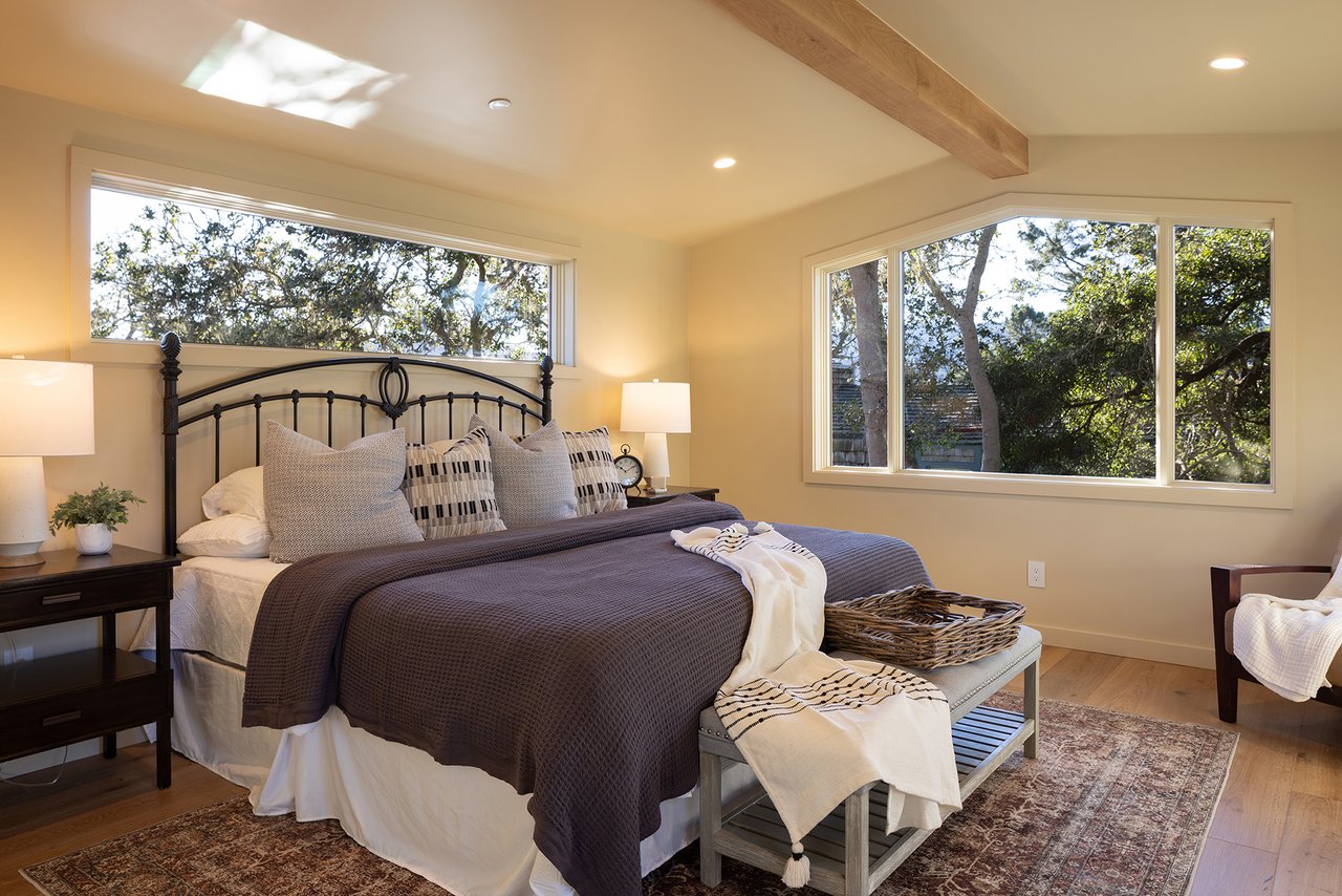 Spacious Carmel Perfection - Mission 3 NW of Santa Lucia