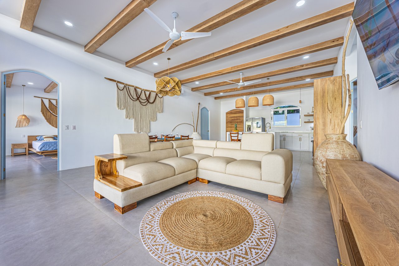 Villa Pacífica – Elegancia, Privacidad y Confort en Uvita  