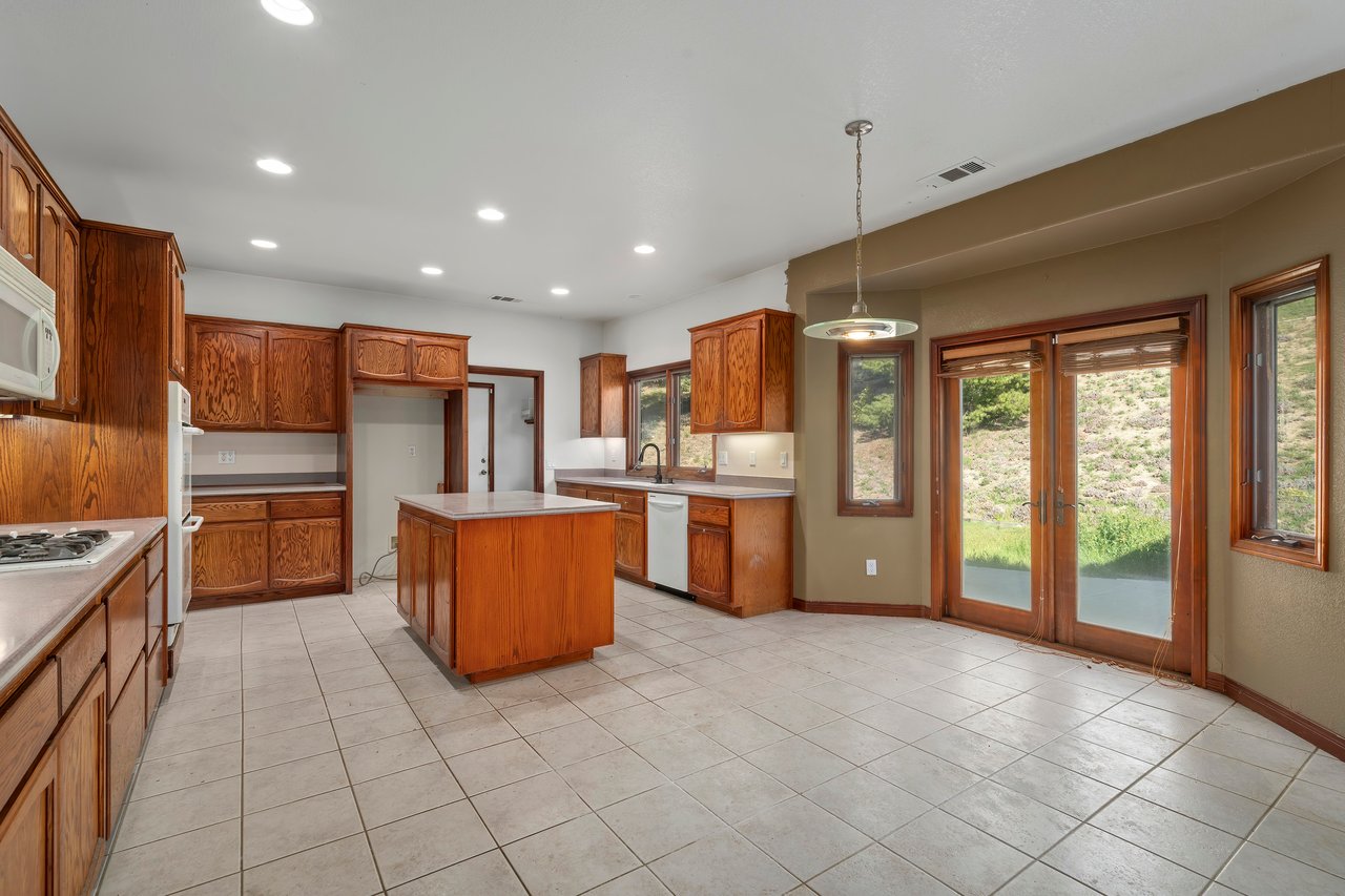 40994 Calle Bandido