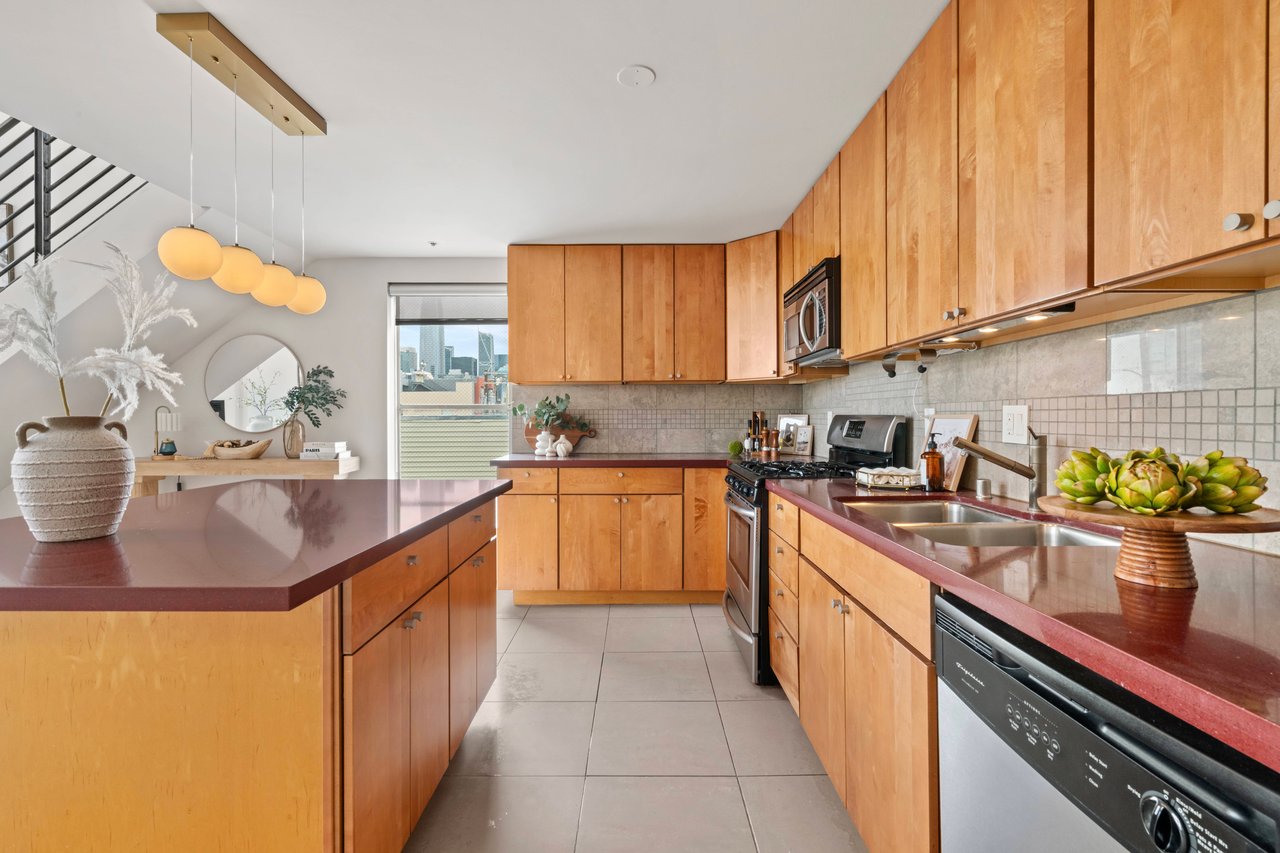 281 Clara St #6