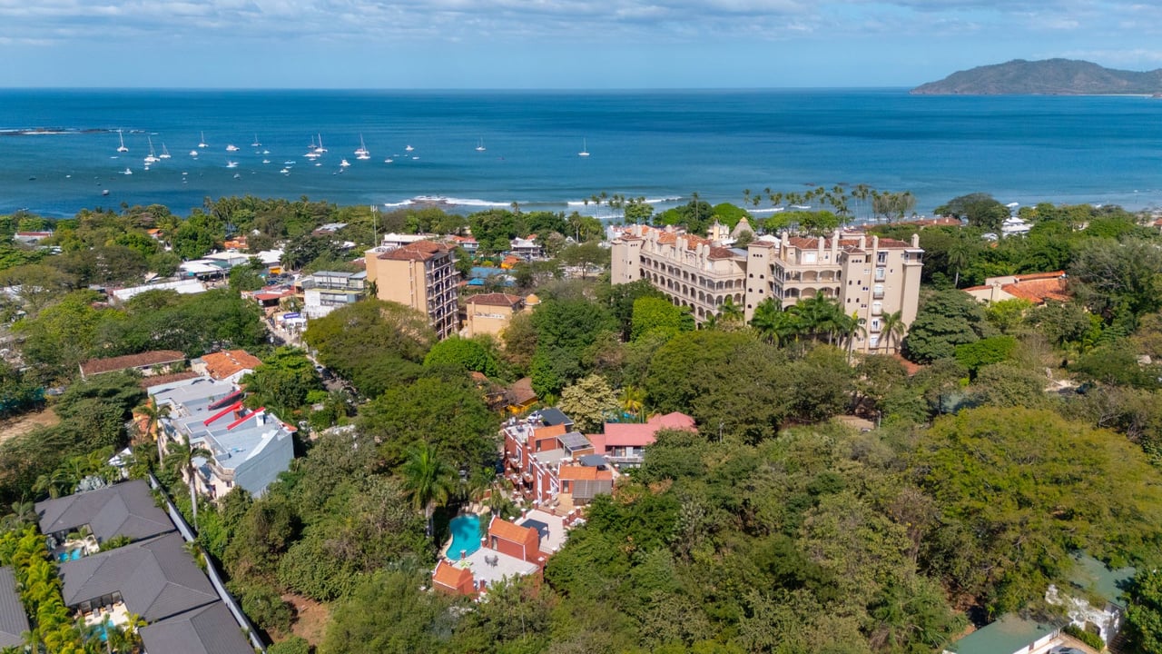 Balcones del Pacífico #10 | Charming 2-Bedroom Condo Just Steps from Tamarindo Beach