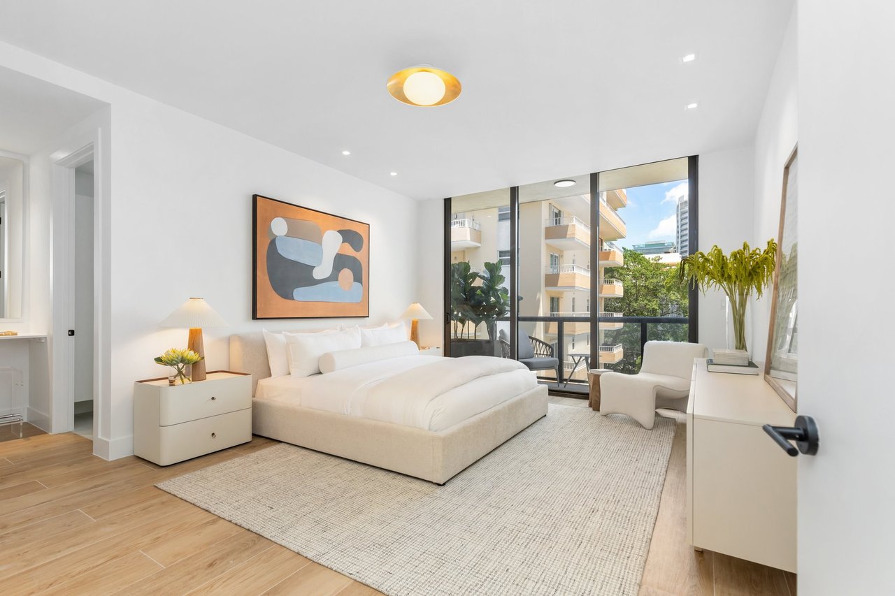 Arbor Coconut Grove residence bedroom with balcony access