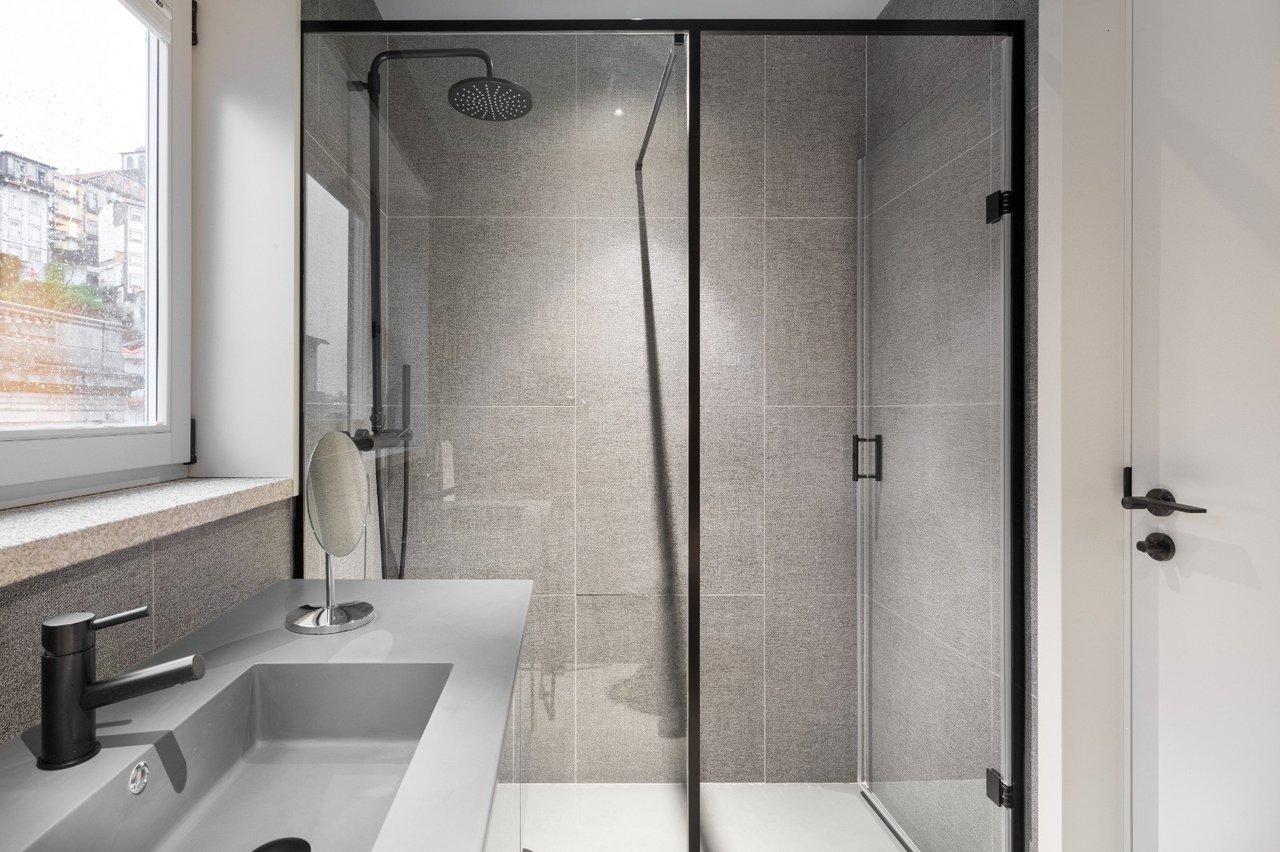 New Designer Duplex in the Heart of Porto, Portugal – Licensed Short-Term Rental with 6%+ ROI