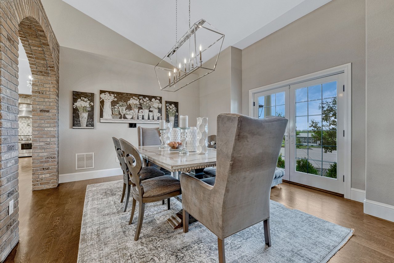 25995 Cave Spring Trail