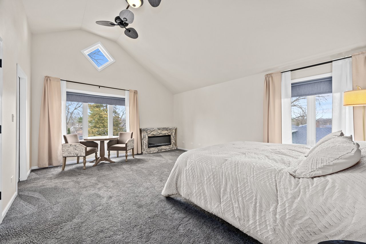 1108 59th St, Downers Grove