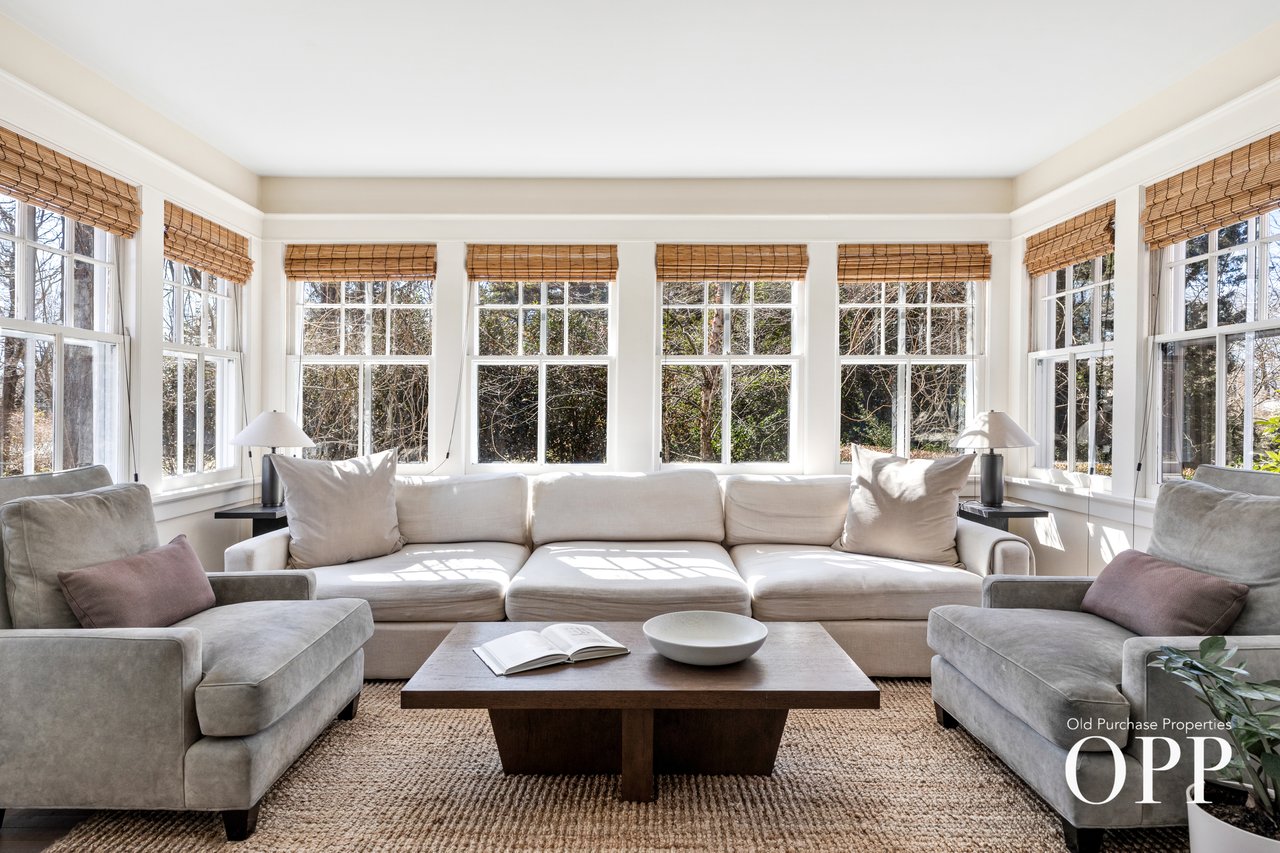 A MOVE-IN READY BELLPORT ORIGINAL