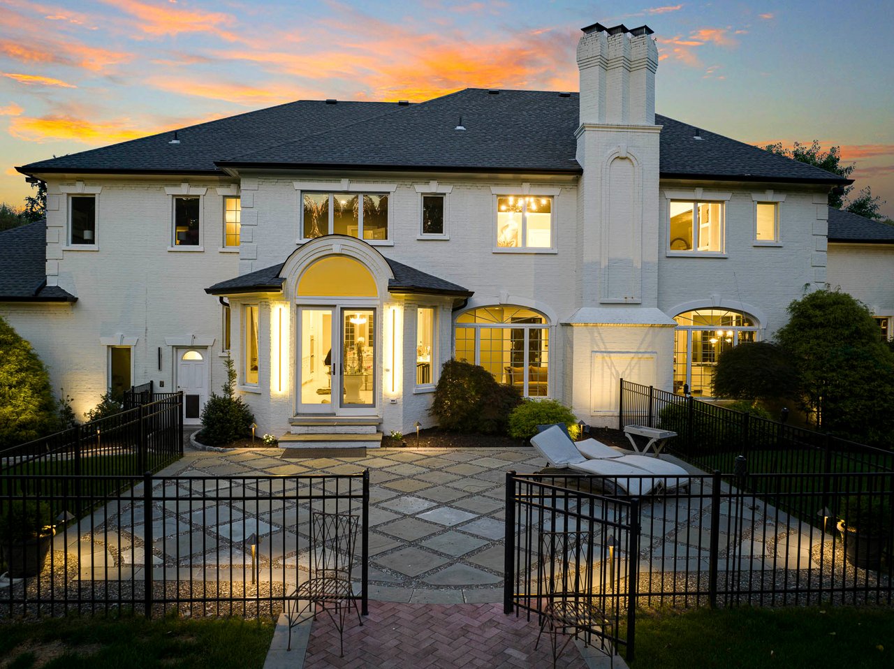 85 Sherwood Rd