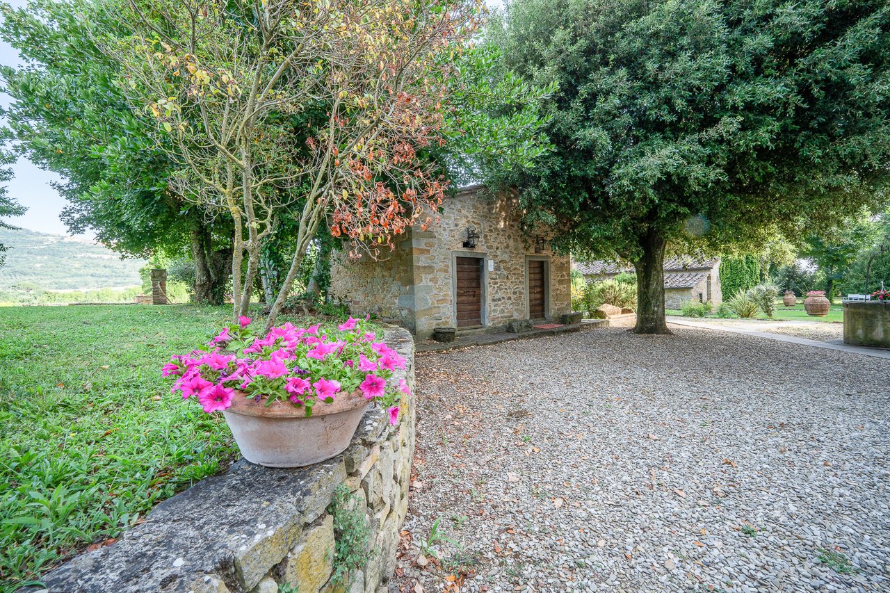 VILLA MECENATE