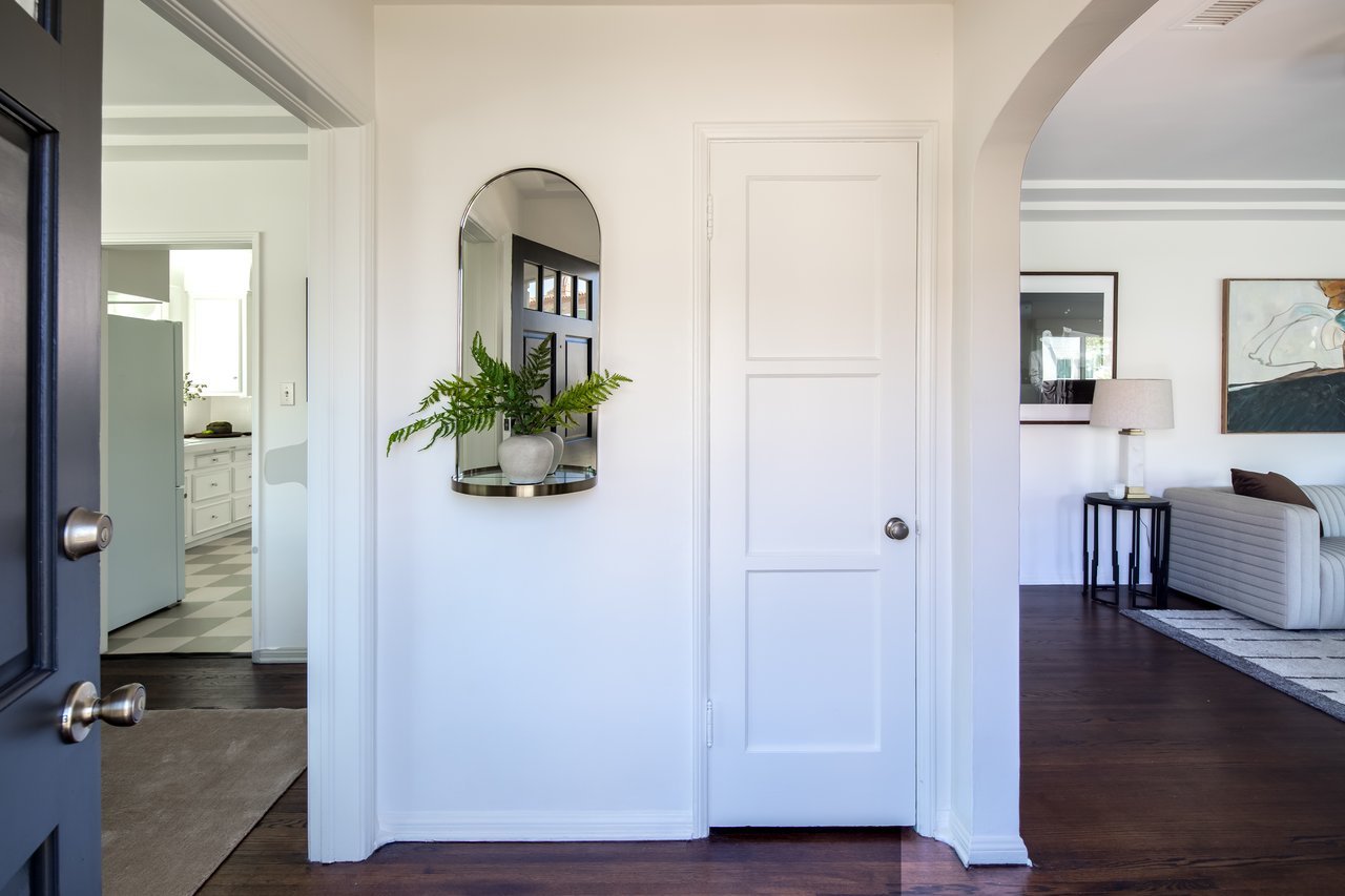 3987 Roxton Ave, Leimart Park