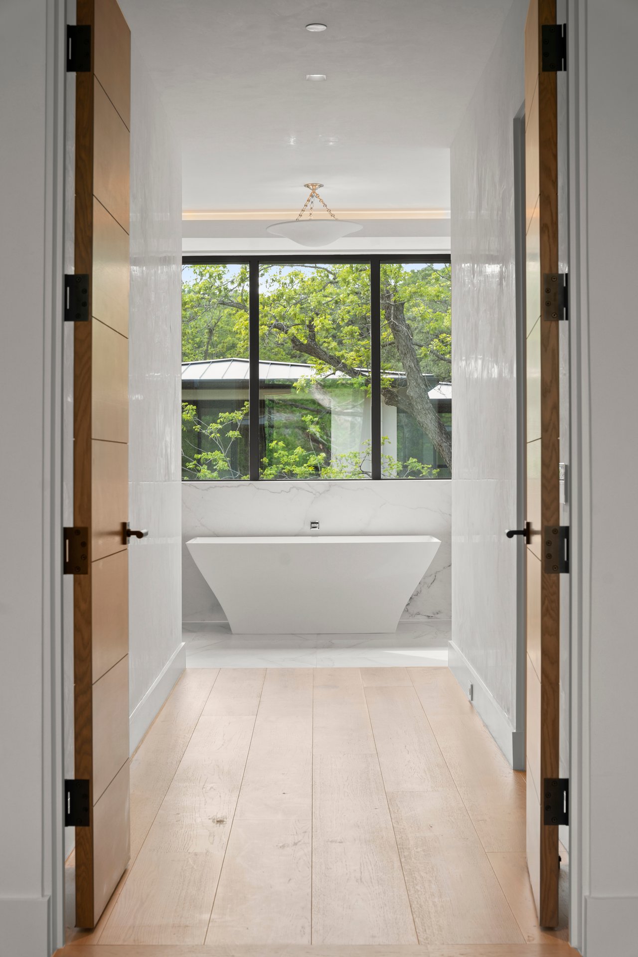 2503 Westlake Dr #201