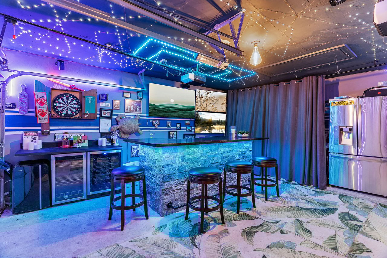 5604 Turtle Way