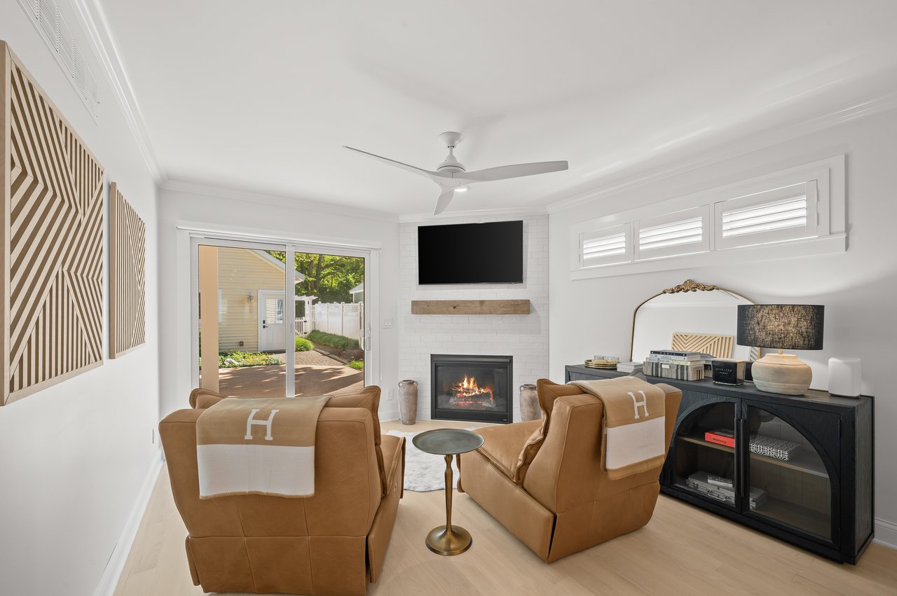 909 Lions Park Drive