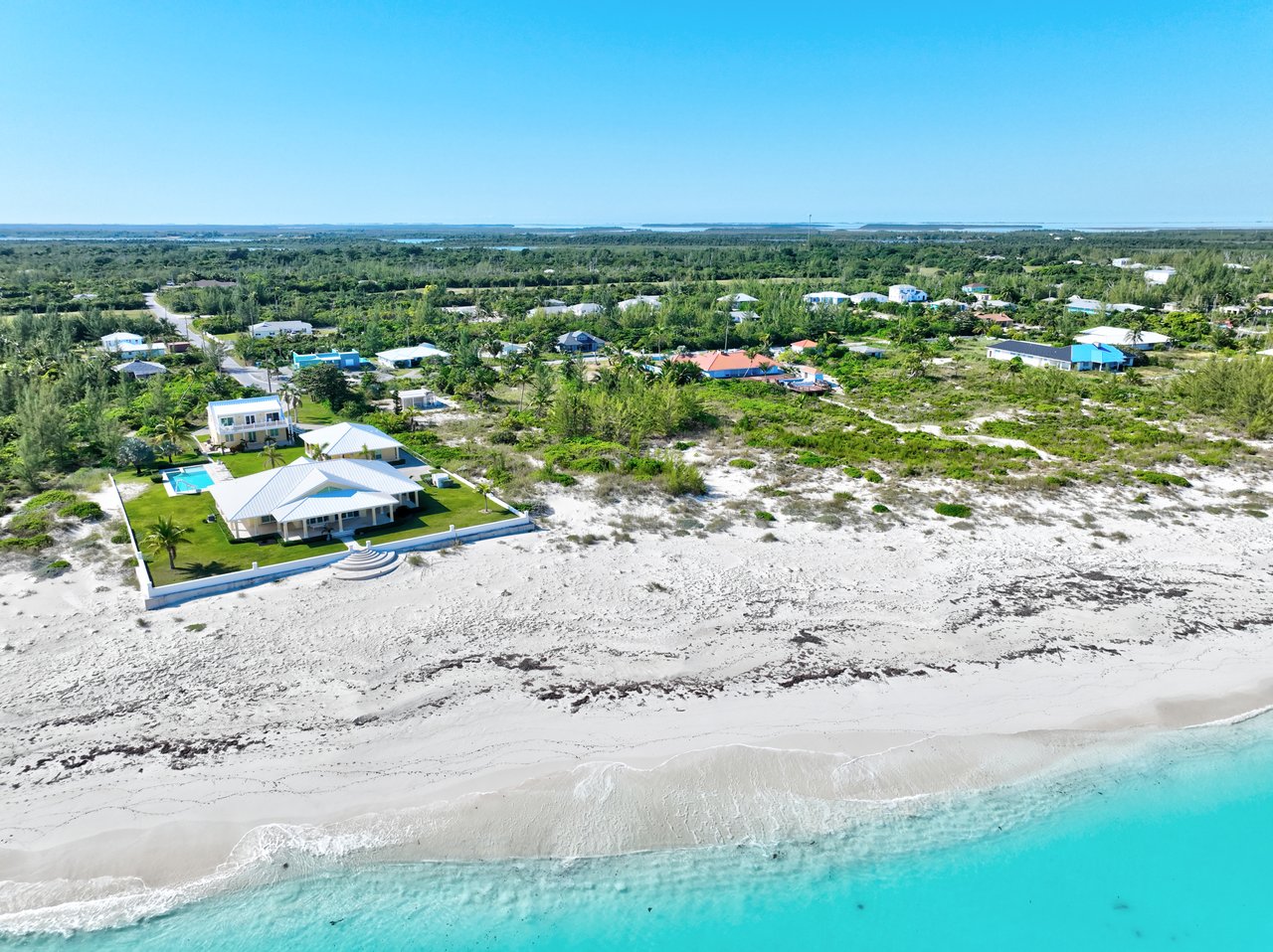 Exclusive Treasure Cay Beachfront Lot