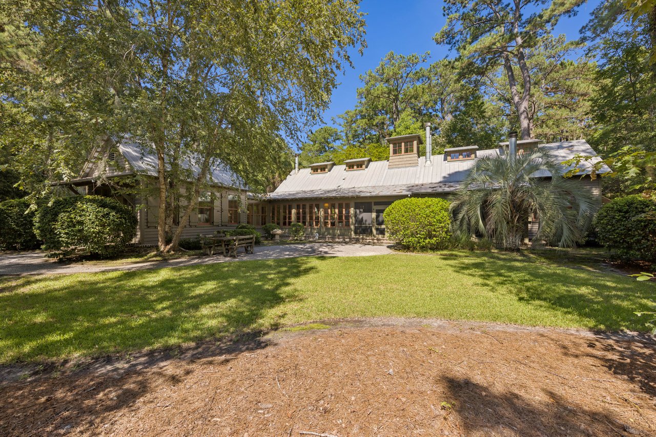 13 Barksdale Lane