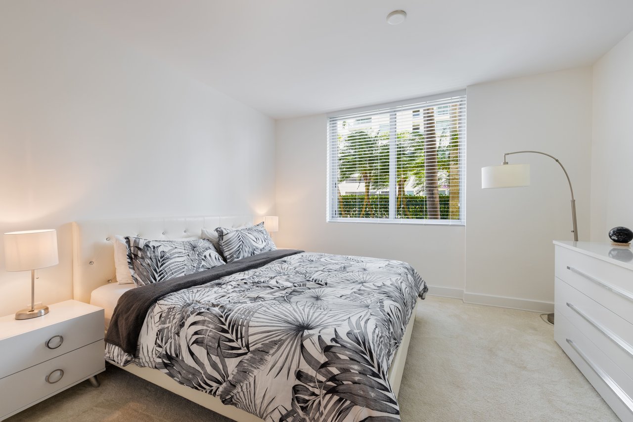 7928 East Drive #106