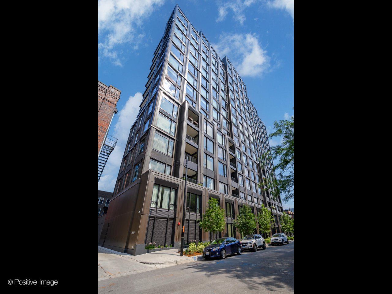 21 N May Unit 1104