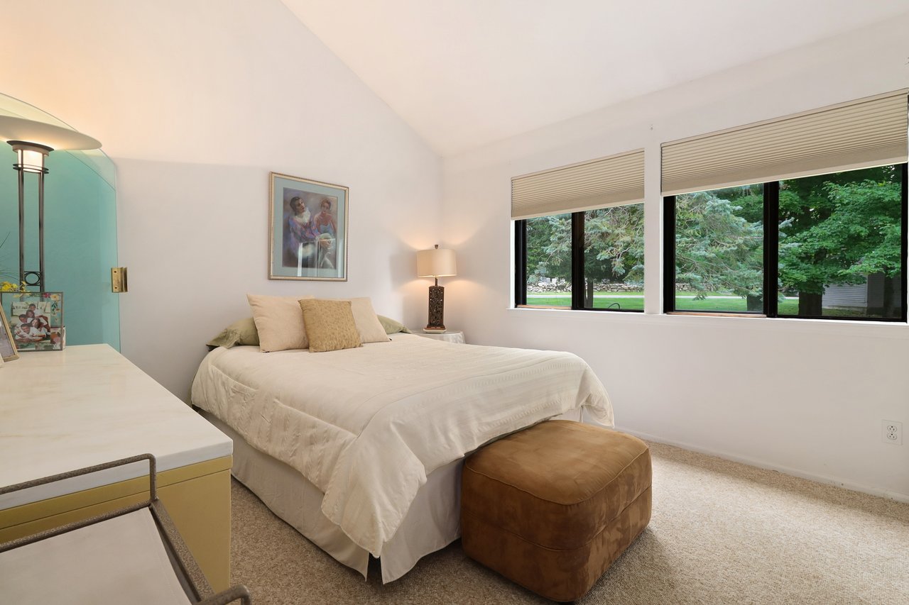 1 Oakridge Drive