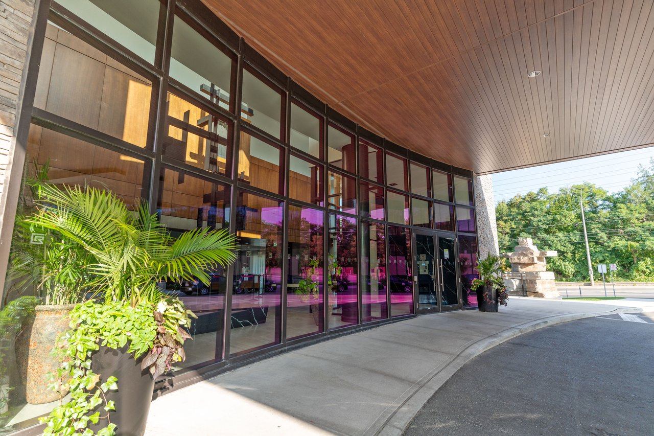 GR17-1575 Lakeshore Rd W
