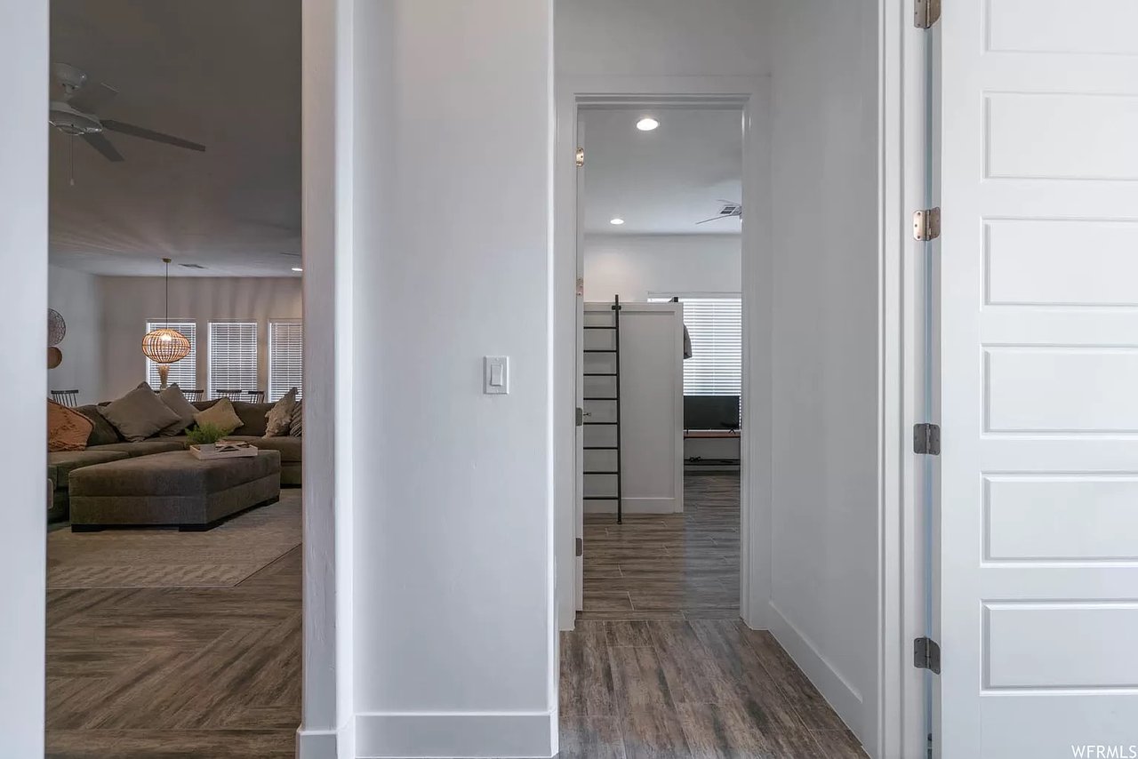 HIDEAWAY RETREAT