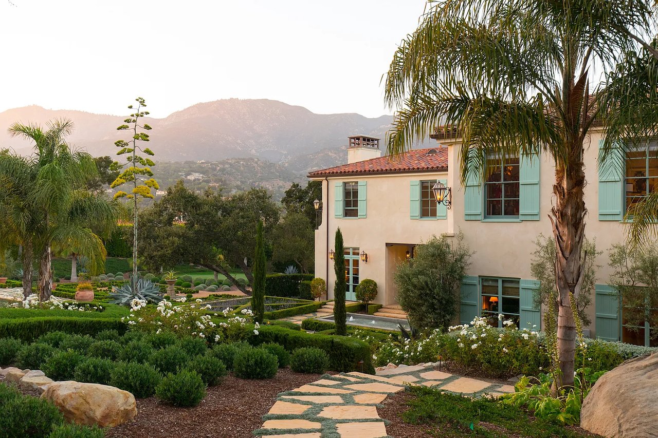 1041 Mission Ridge Rd