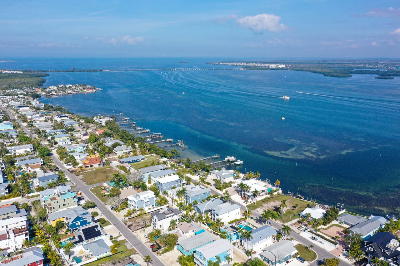 2206 Avenue A, Bradenton Beach, Florida