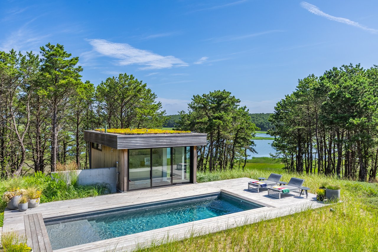 Cape Cod Modernist Masterpiece
