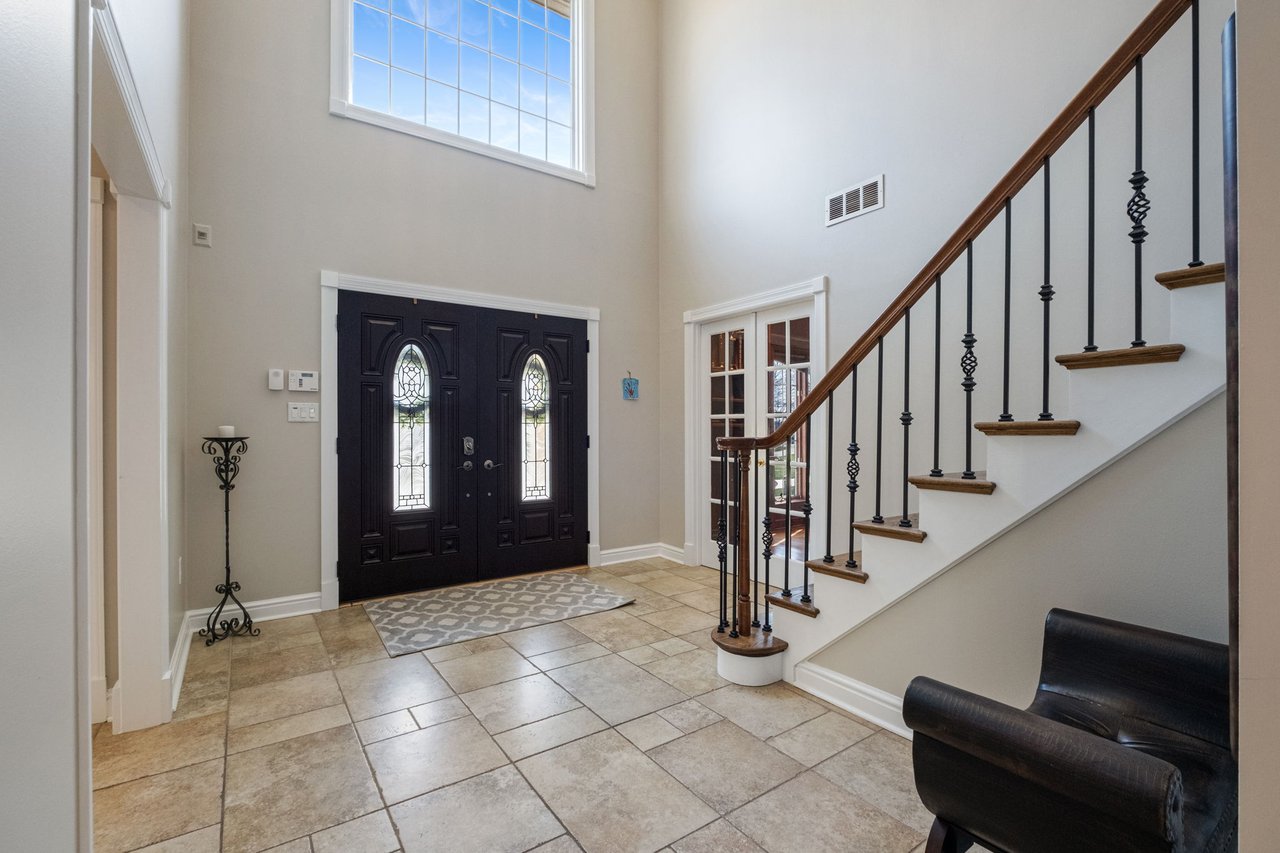913 Highlander Circle