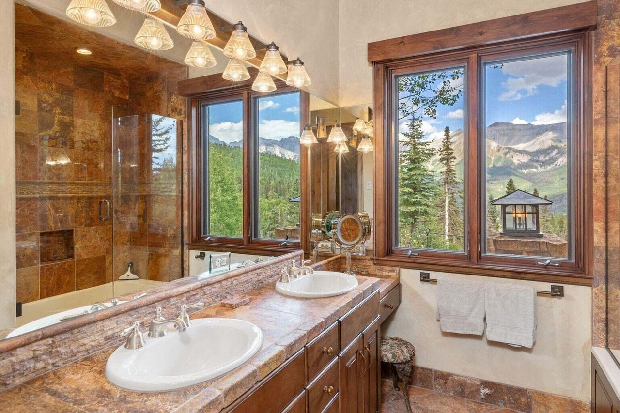 120 Prospect Creek Dr