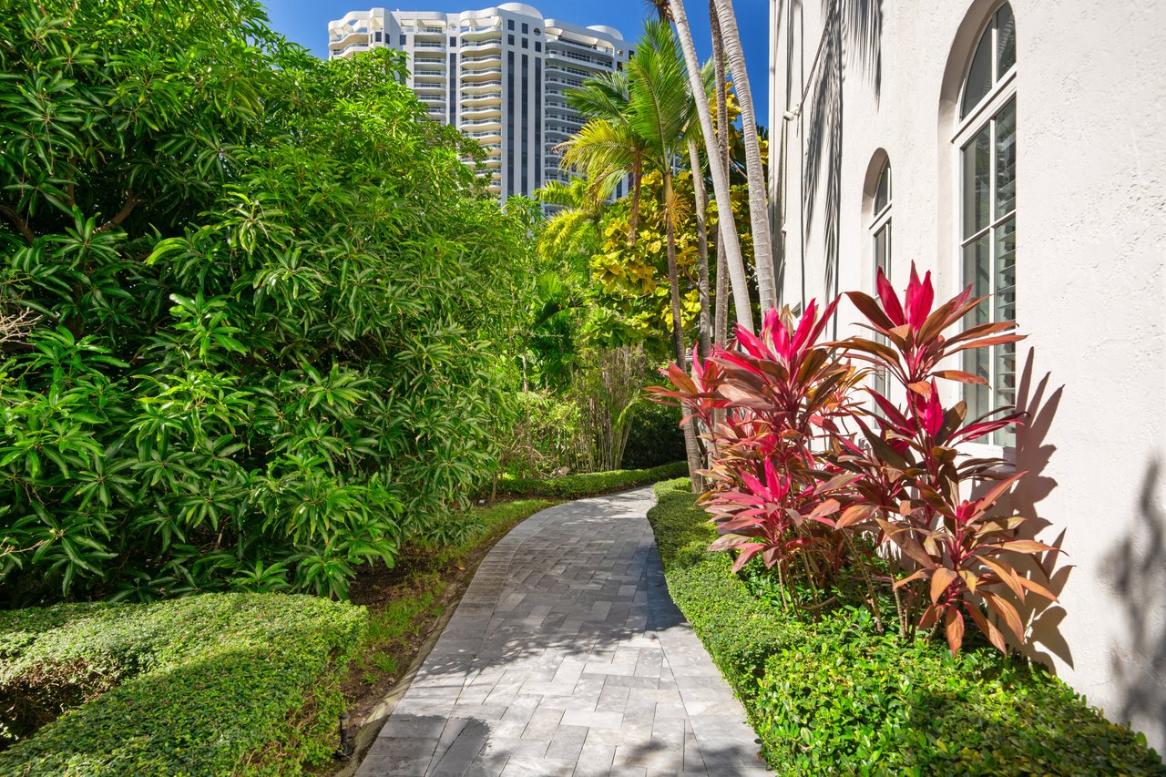 3914 Island Estates Drive