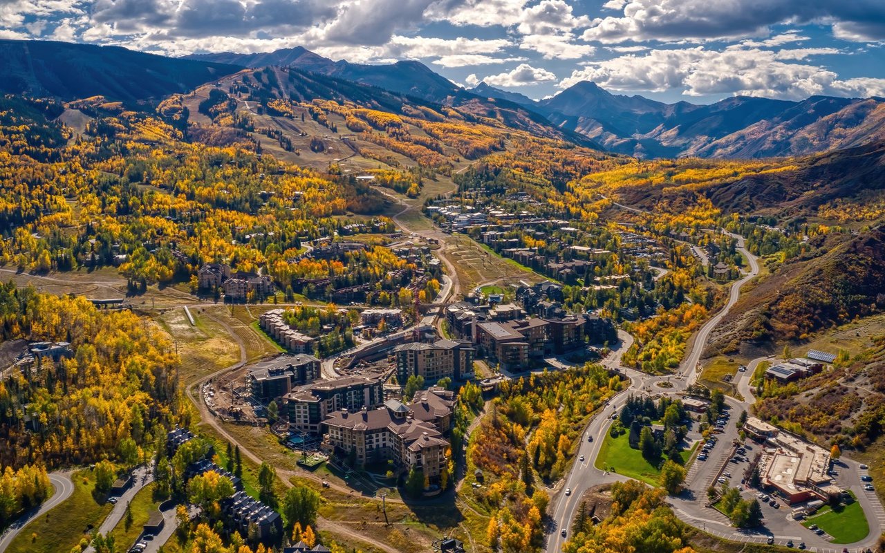 SNOWMASS VILLAGE