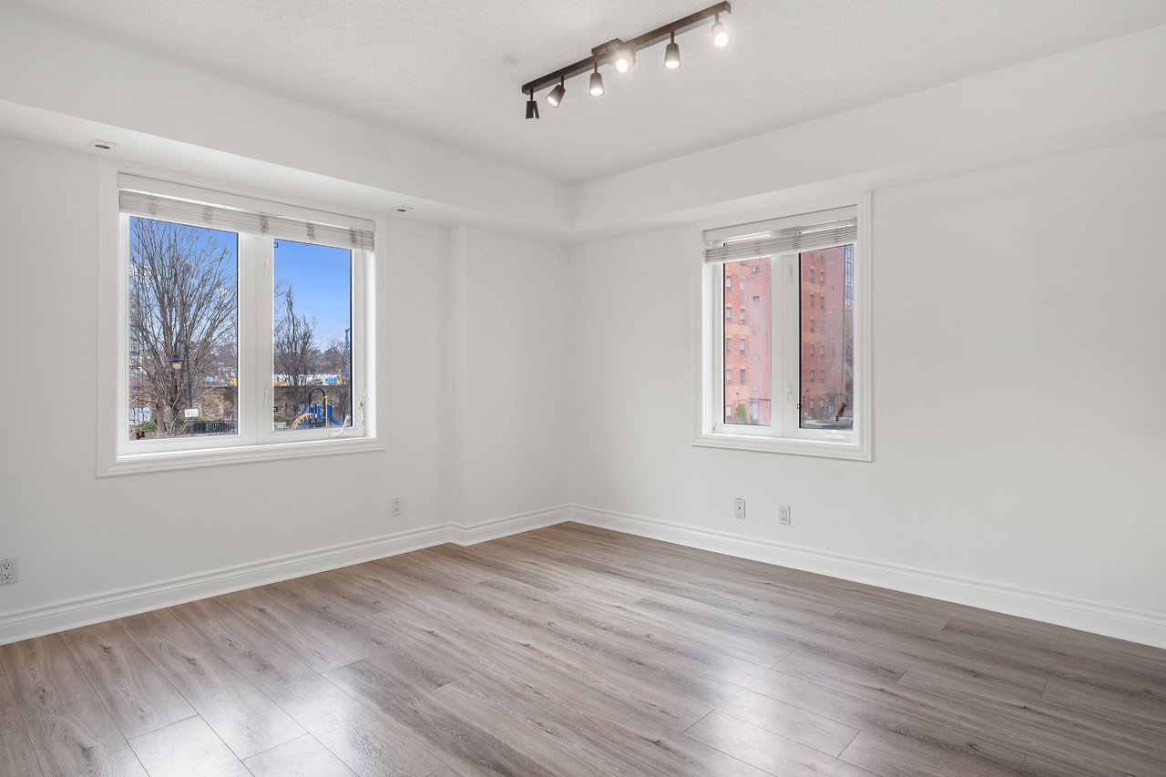 12 Sudbury St #802