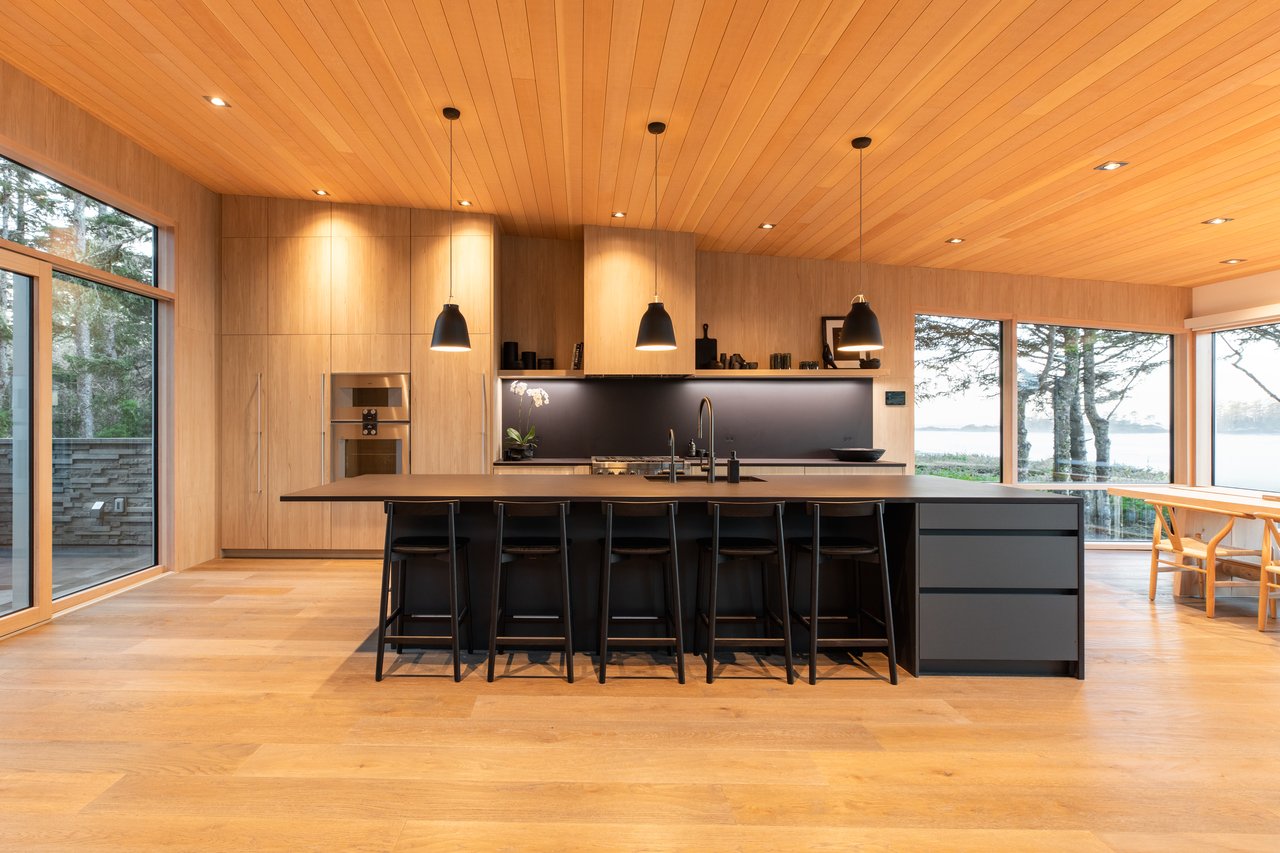1305 Lynn Road