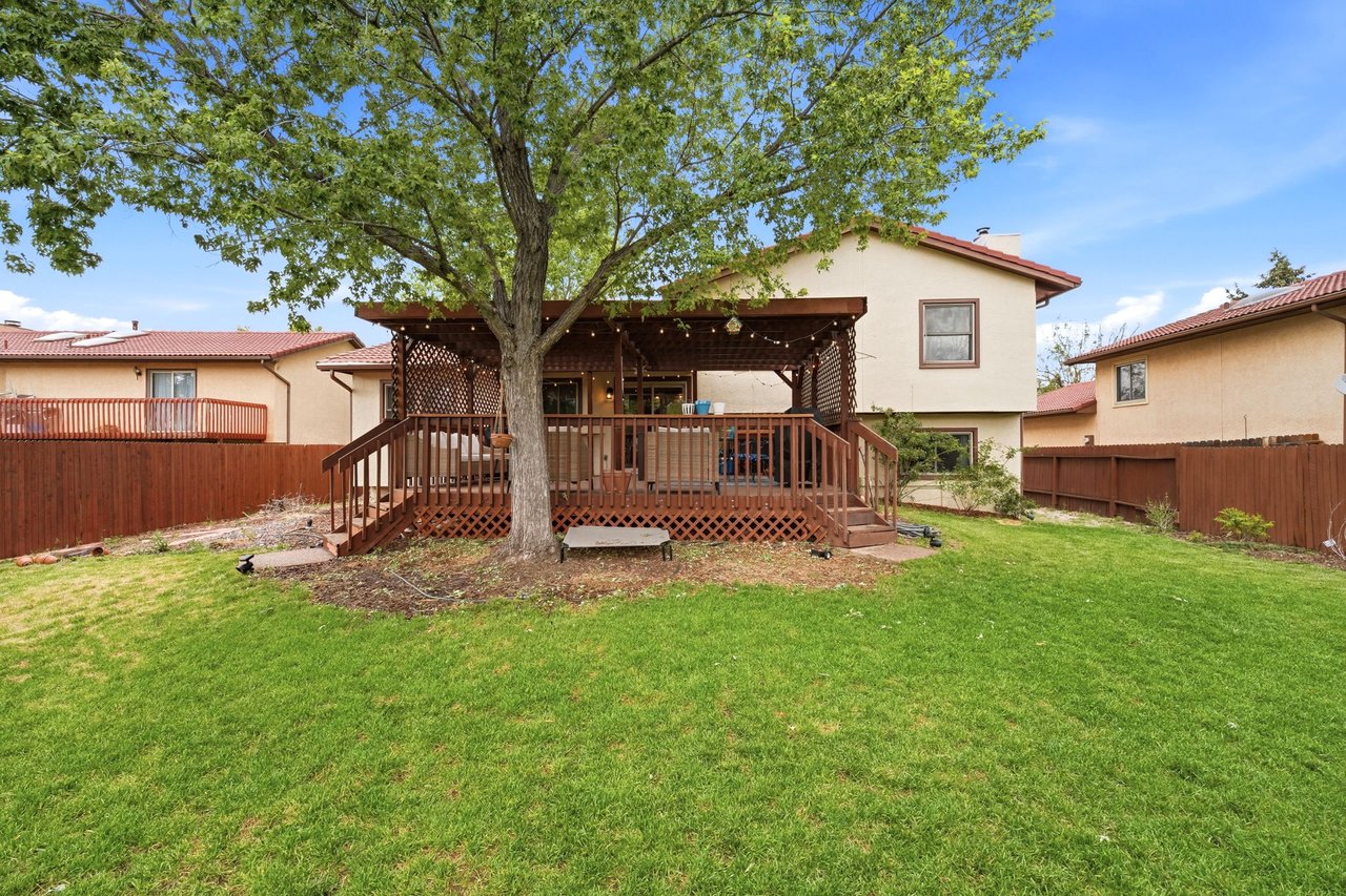 4055 Thundercloud Drive