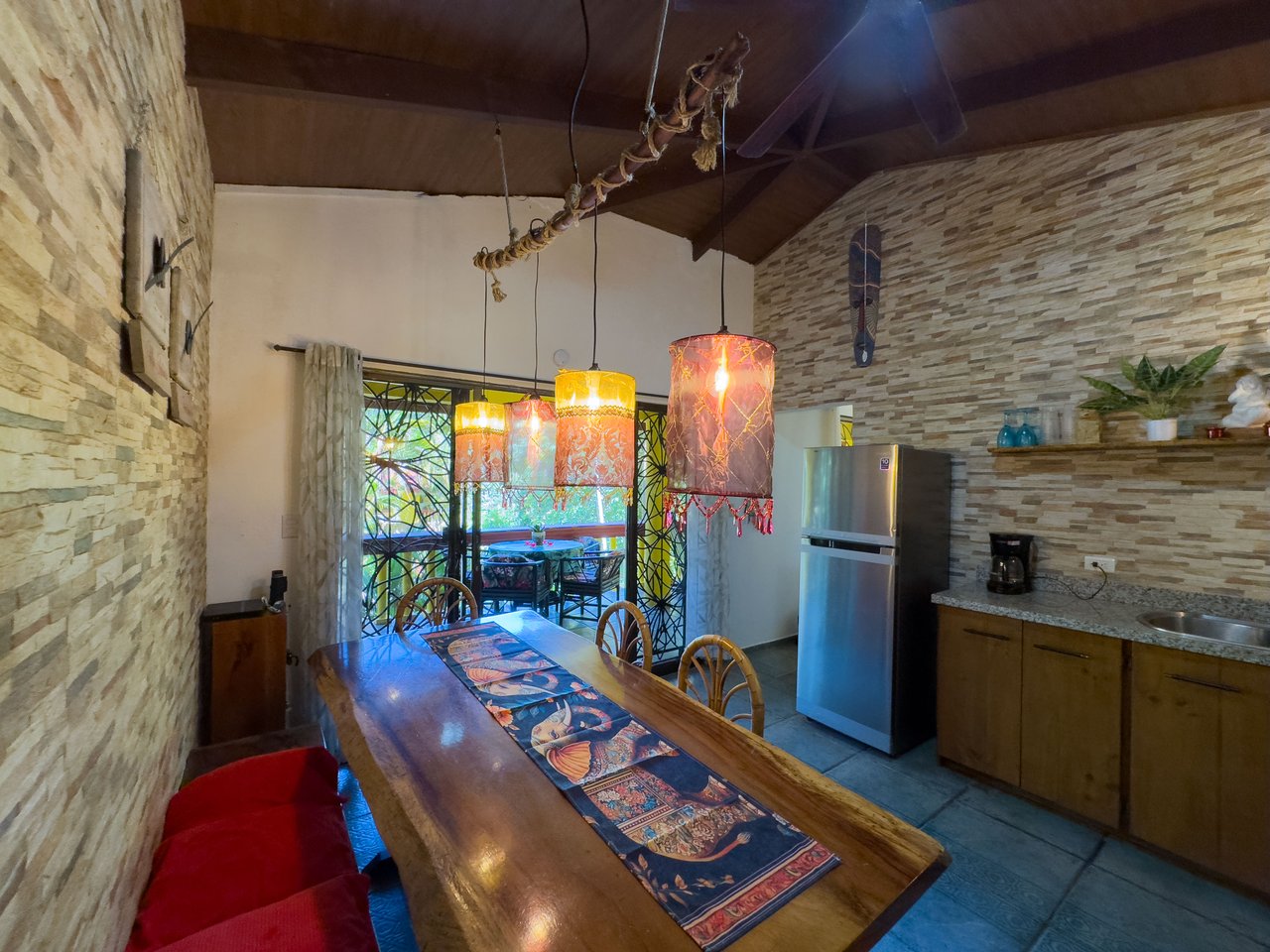 Flutterby Condo – Manuel Antonio’s Exclusive Rainforest Haven