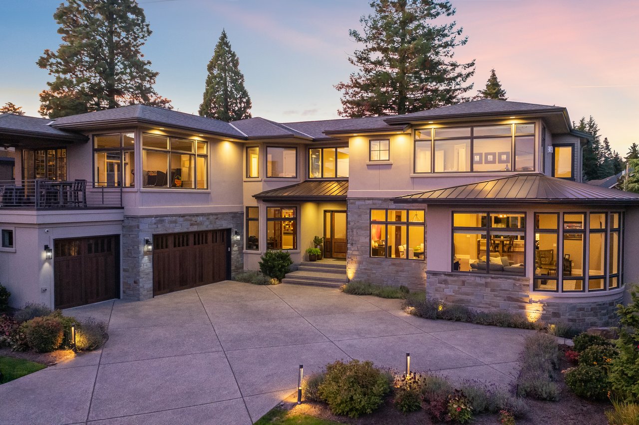 REFINED URBAN LUXURY