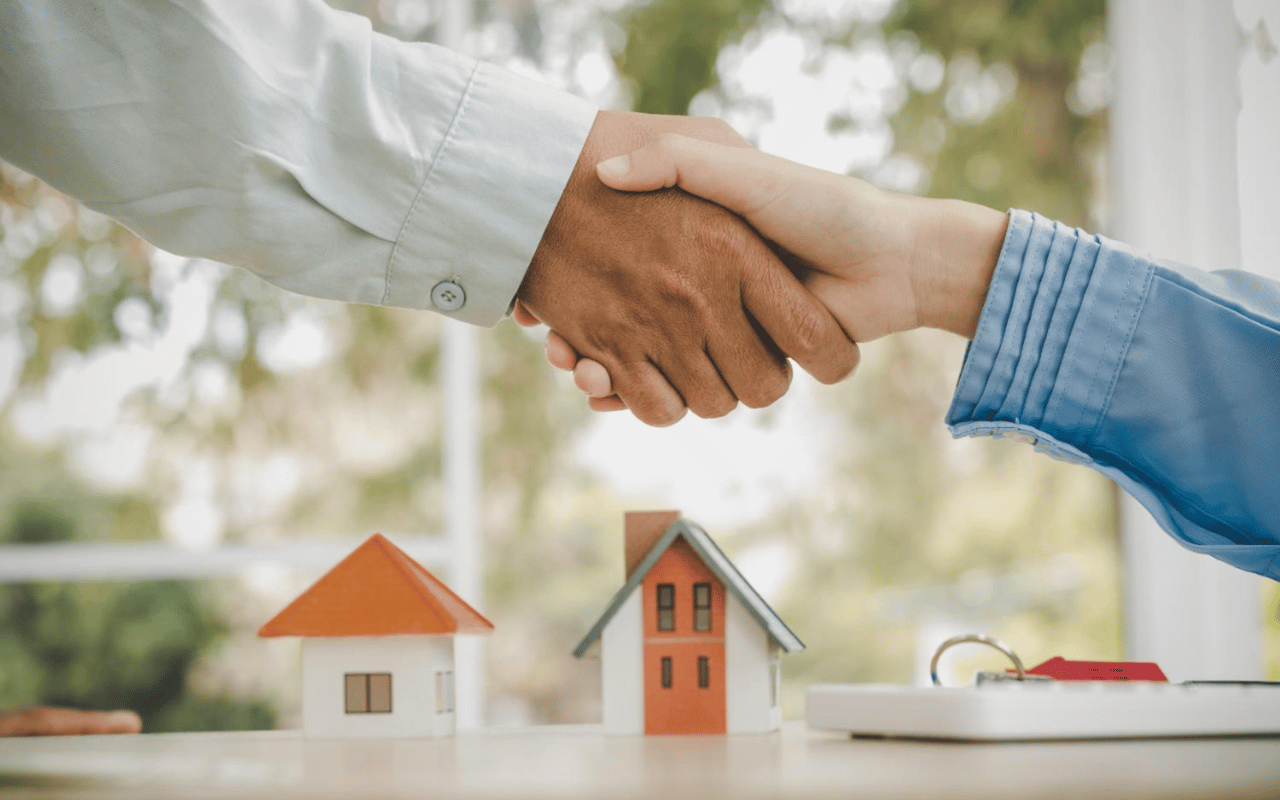Embracing Change: The Journey of an Agent Making a Bold Move