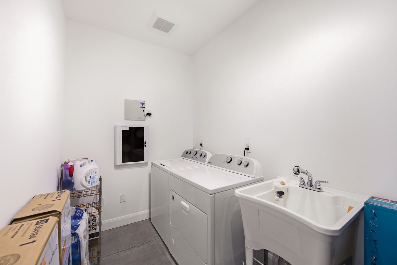 27008 Old Chimney Rd