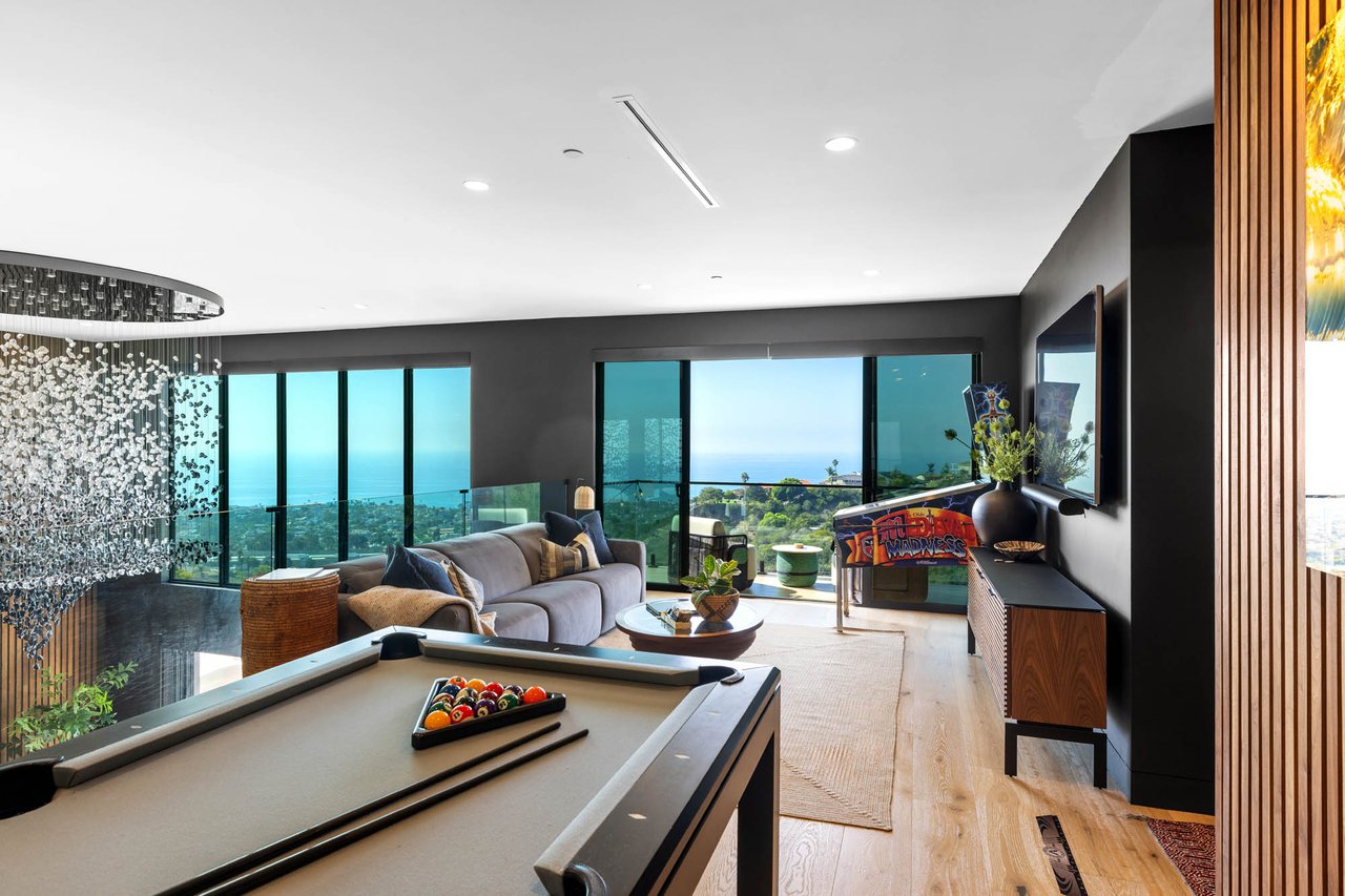 606 E Avenida San Juan