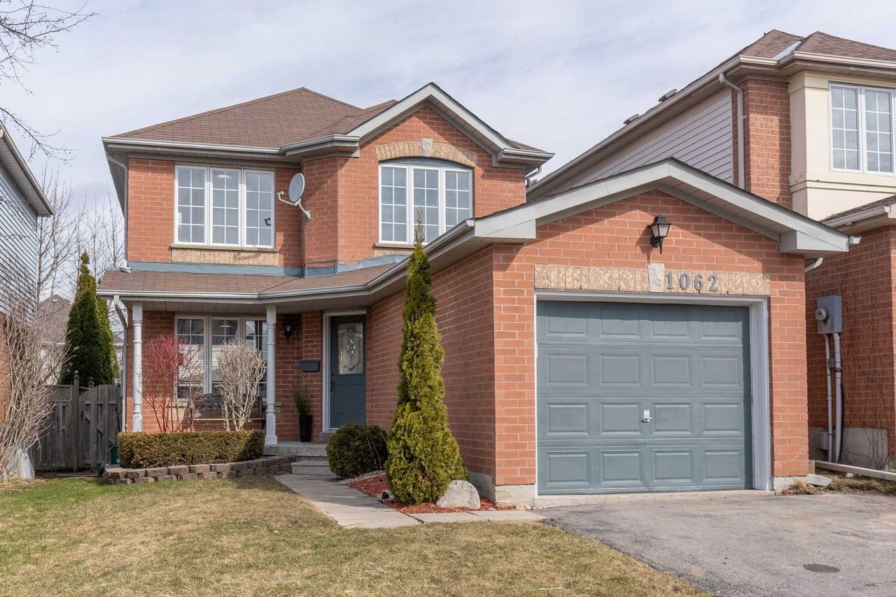 1062 Summitview Cres