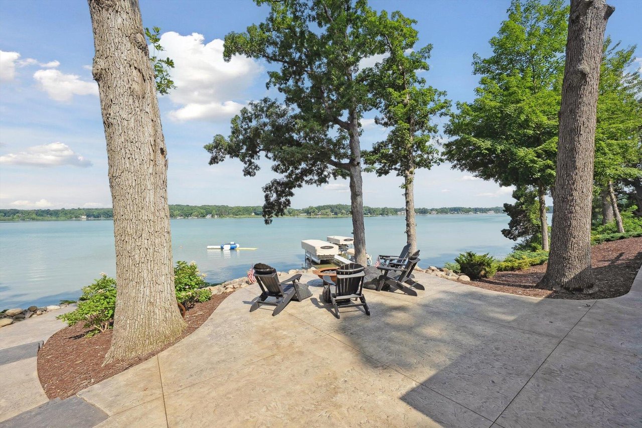 240 AQUAMARINE DRIVE